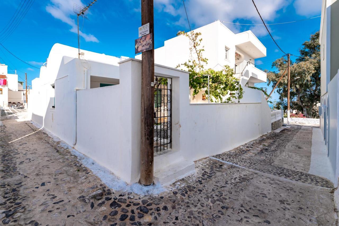 Authentic Santorinian Home Experience Fira (Santorini) Exterior foto