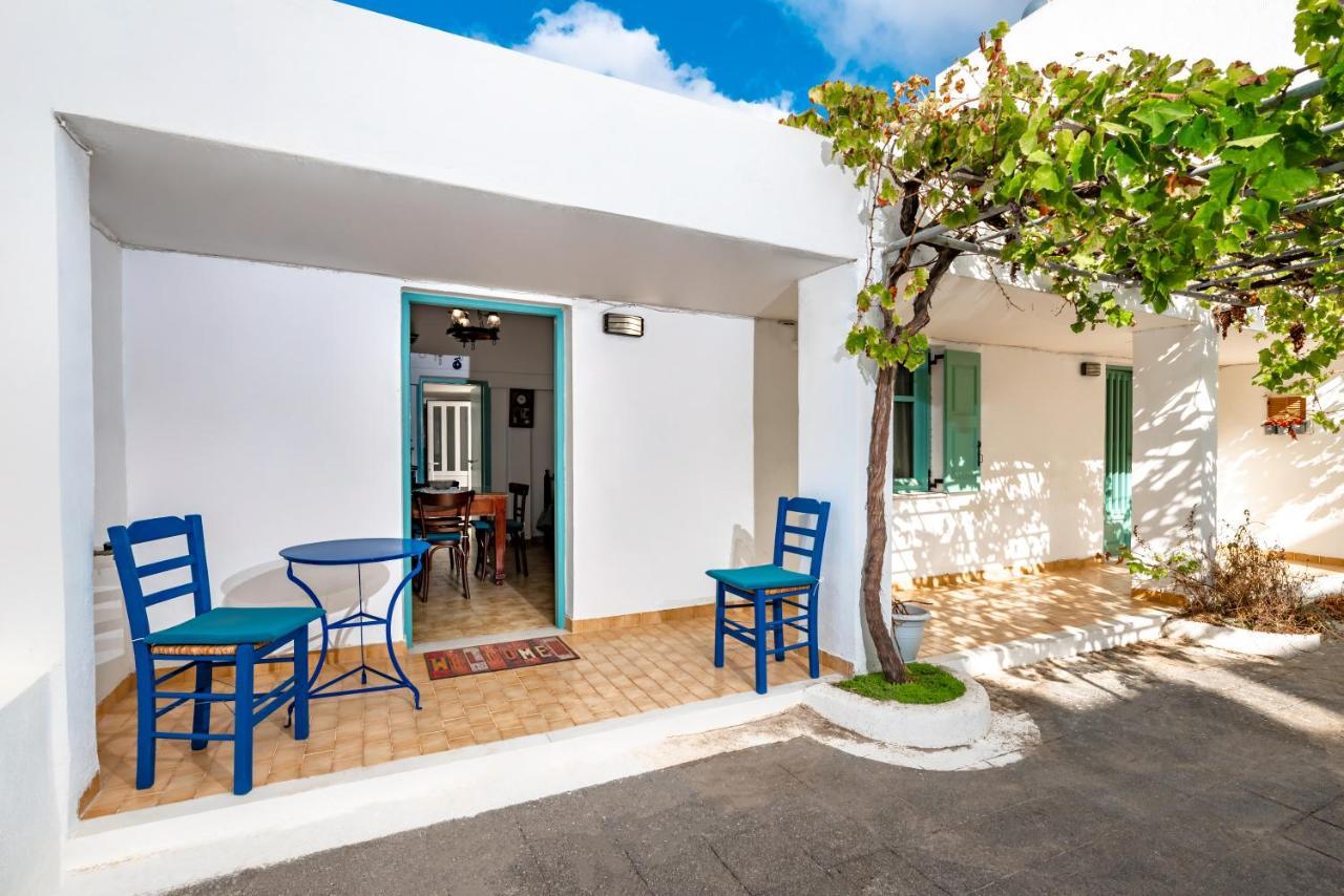 Authentic Santorinian Home Experience Fira (Santorini) Exterior foto