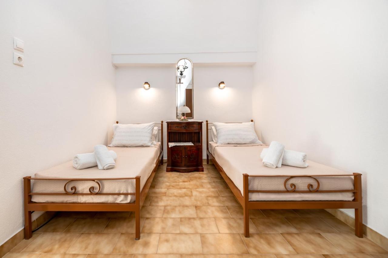 Authentic Santorinian Home Experience Fira (Santorini) Exterior foto
