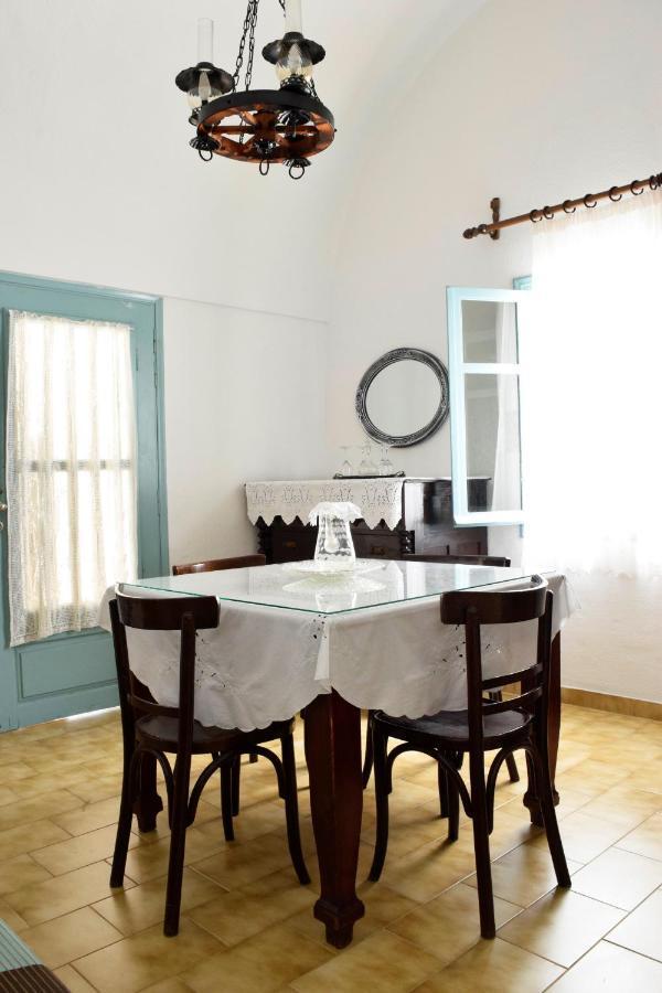Authentic Santorinian Home Experience Fira (Santorini) Exterior foto
